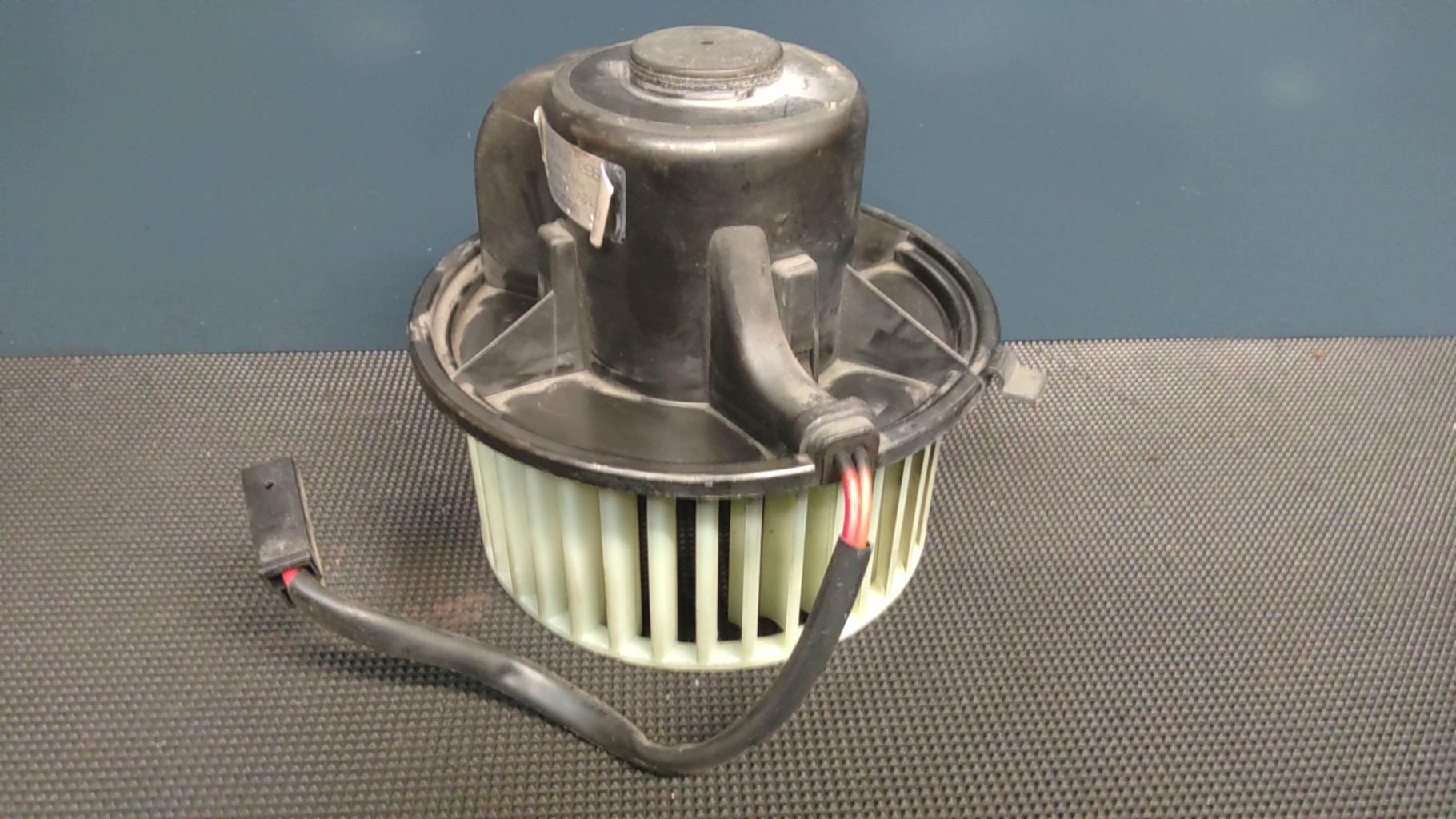 Pulseur d'air AUDI A4 3  - 1