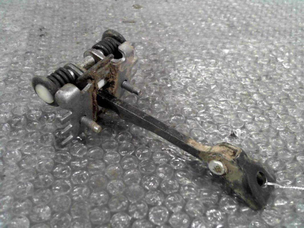 Arresto portiera posteriore destra CITROEN C3 2 PHASE 1 Diésel - 1