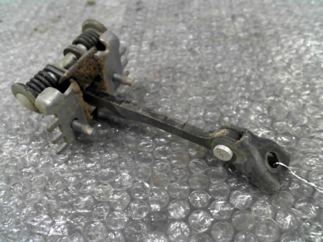 Arresto portiera posteriore sinistra CITROEN C3 2 PHASE 1 Diésel - 1