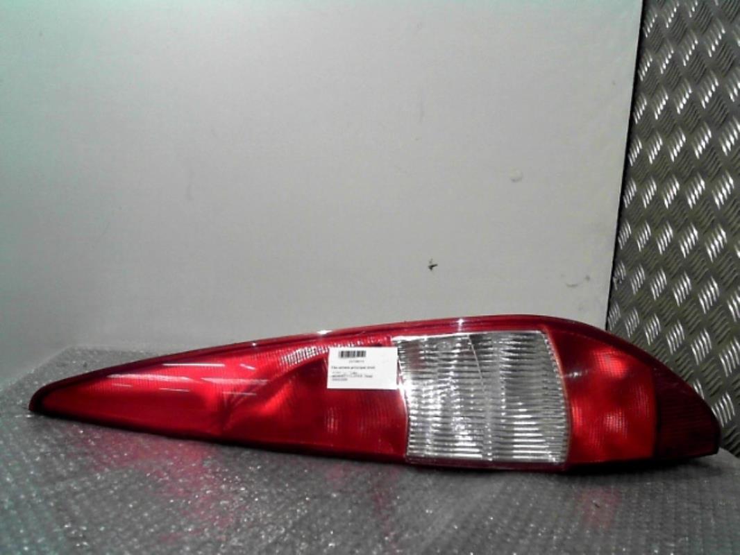 Fanale posteriore principale destro (luci) FORD MONDEO 2 BREAK Diésel - 1