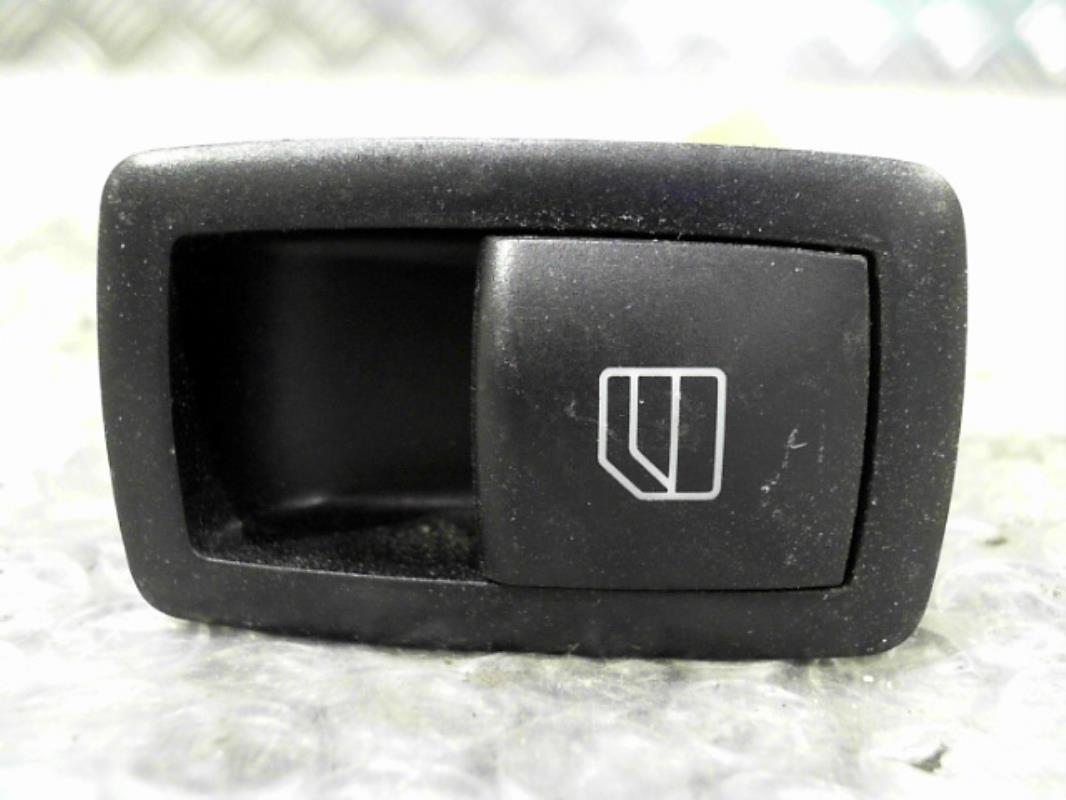 Interruttore lavacristalli posteriore sinistro MERCEDES CLASSE B 245 PHASE 1 Diésel - 1