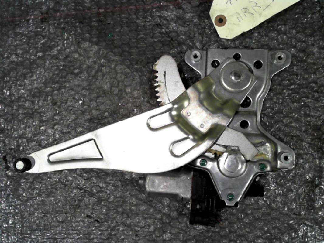 Alzacristalli elettrico posteriore destro SUZUKI SWIFT 3 Gasolina - 1