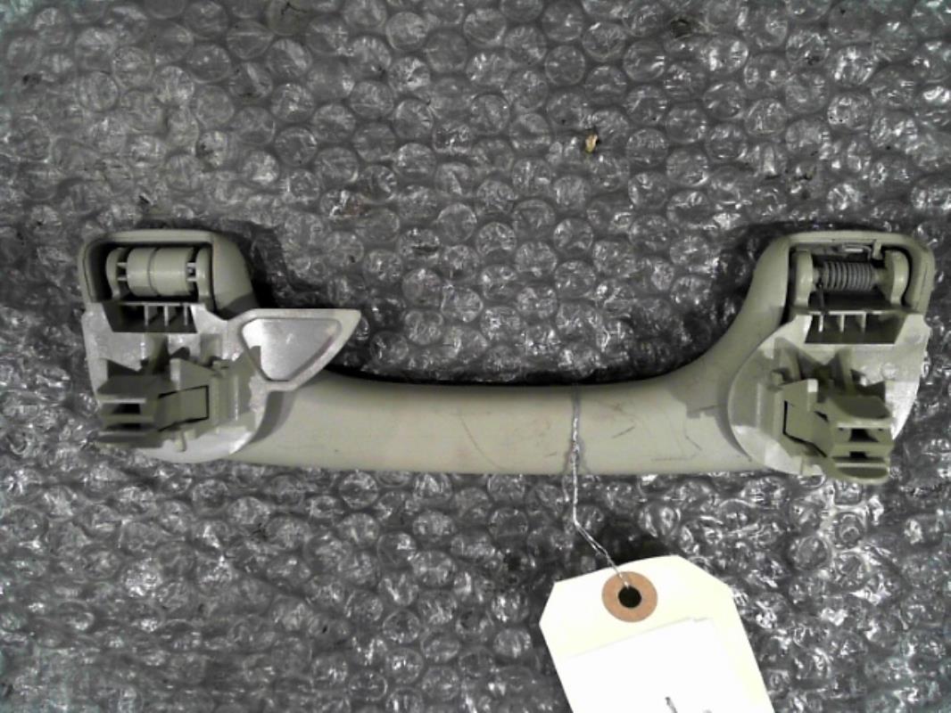 Maniglia poggiamano posteriore sinistra RENAULT CLIO 3 PHASE 1 Diésel - 1