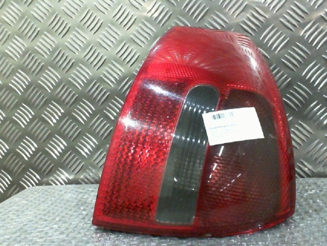 Fanale posteriore principale sinistro (luci) AUDI A6 2 PHASE 1 Diésel - 1