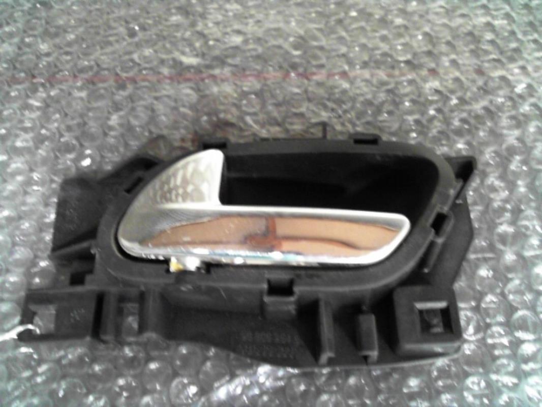 Maniglia interna anteriore sinistra PEUGEOT 308 1 SW PHASE 1 BREAK Diésel - 1