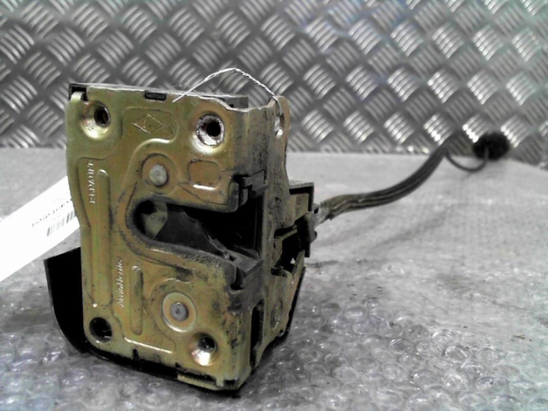 Serrure avant droit RENAULT CLIO 2 PHASE 2 Diesel - 1