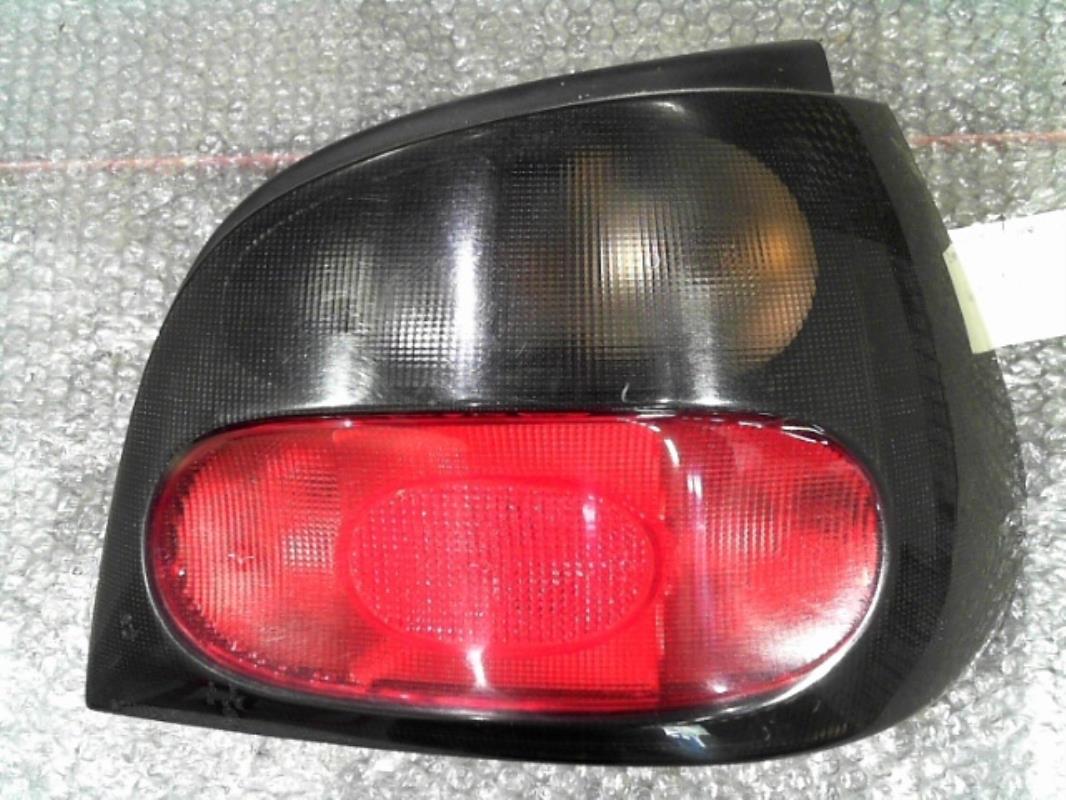 Fanale posteriore principale destro (luci) RENAULT MEGANE 1 PHASE 1 Gasolina - 1