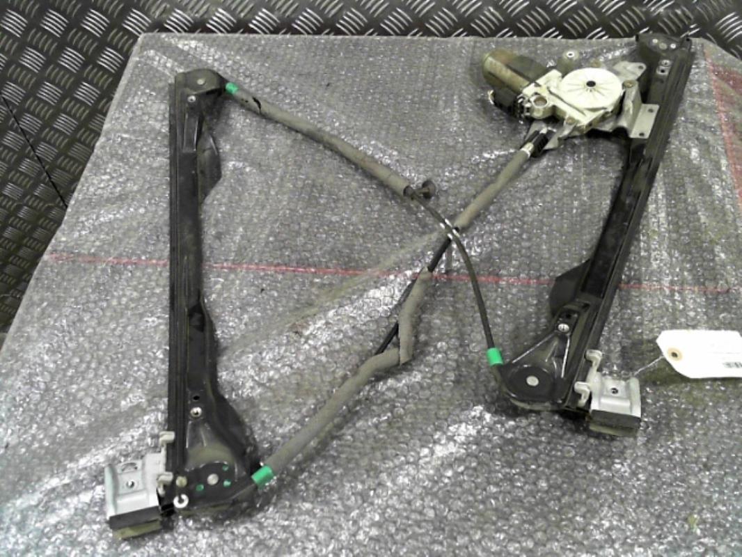 Alzacristalli elettrico anteriore destro FORD FOCUS 1 BREAK Diésel - 1