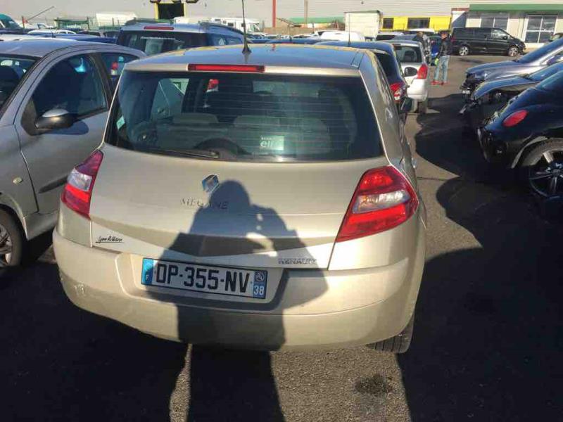 Fusee avant droit RENAULT MEGANE 2 PHASE 2 Essence - 1