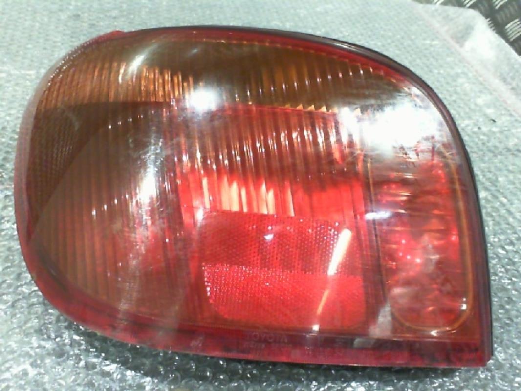 Fanale posteriore principale sinistro (luci) TOYOTA YARIS 1 PHASE 2 Diésel - 1