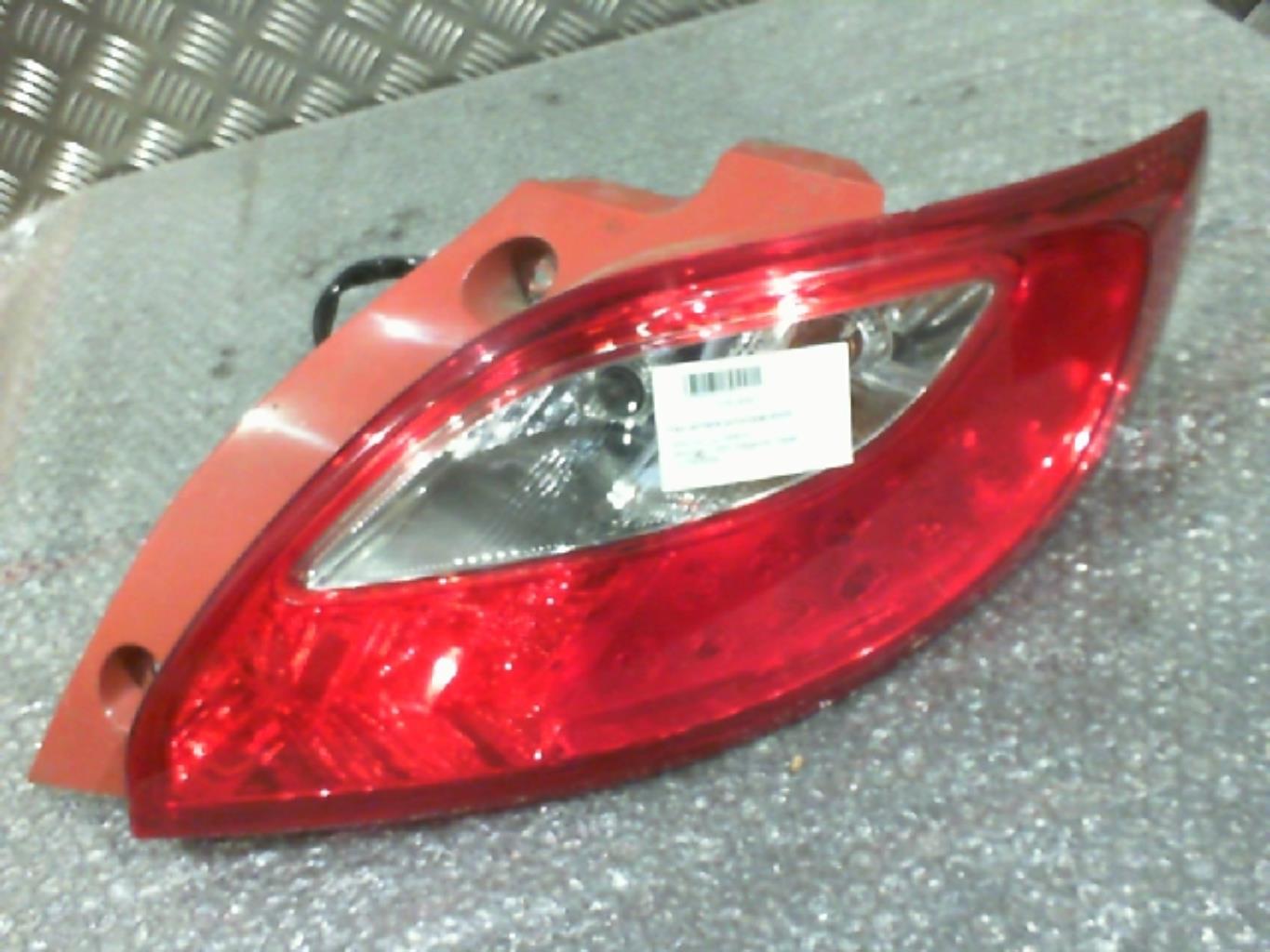 Fanale posteriore principale destro (luci) MAZDA 2 2 PHASE 1 Diésel - 1