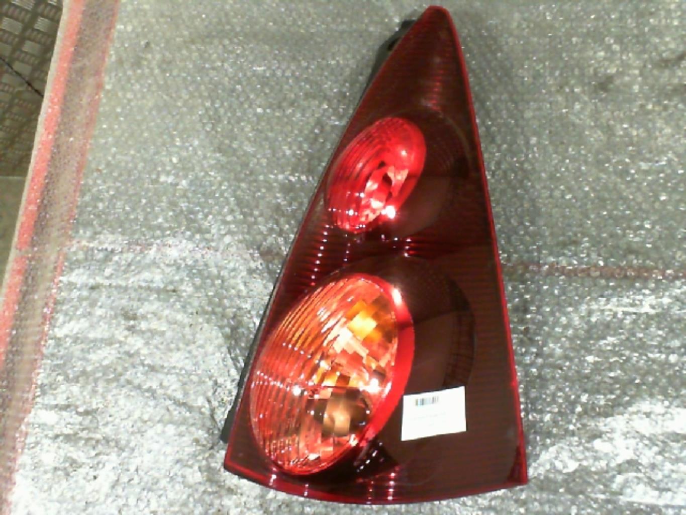 Fanale posteriore principale destro (luci) PEUGEOT 107 PHASE 3 Gasolina - 1