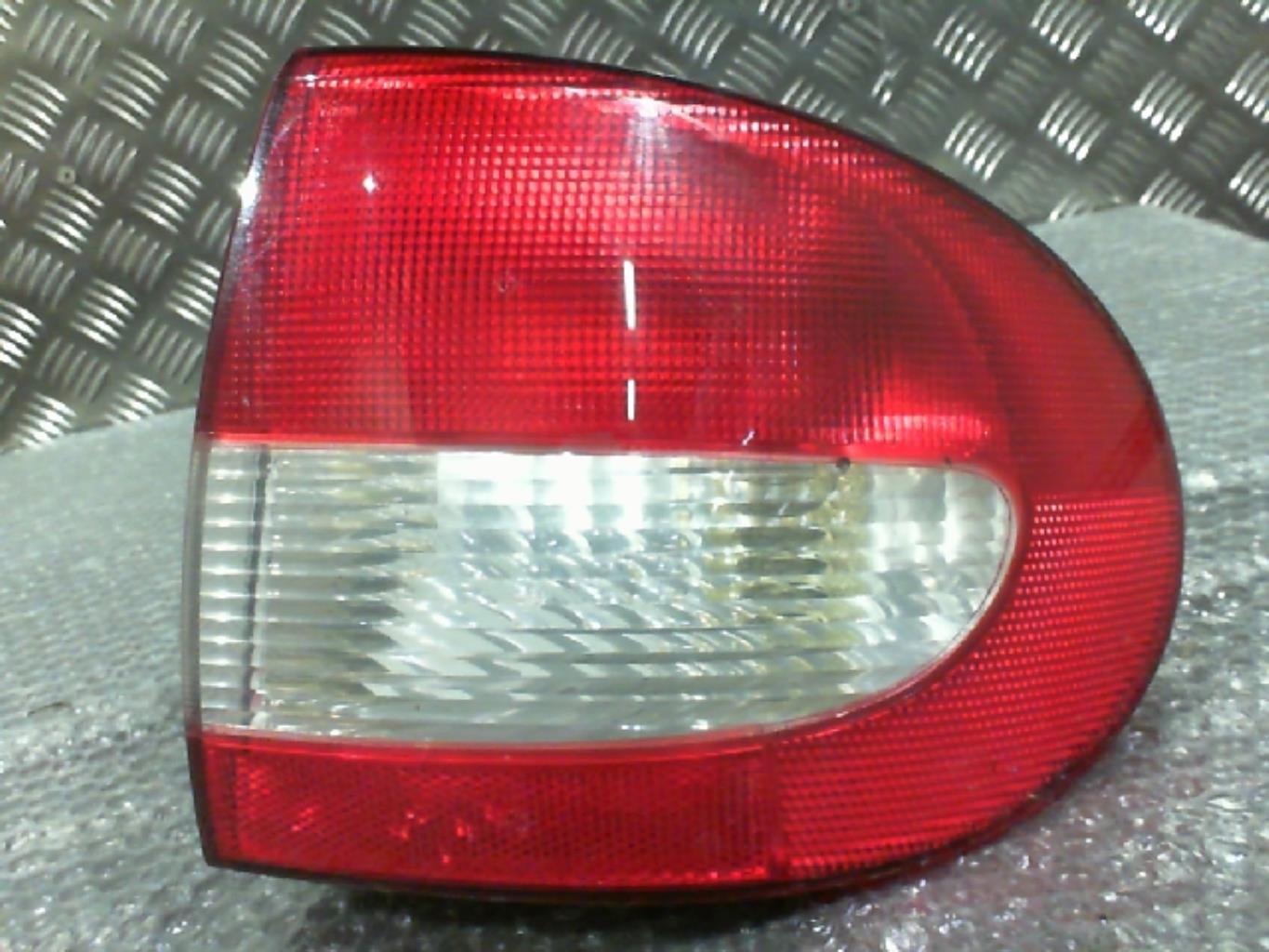 Fanale posteriore principale destro (luci) RENAULT MEGANE 1 PHASE 2 Diésel - 1