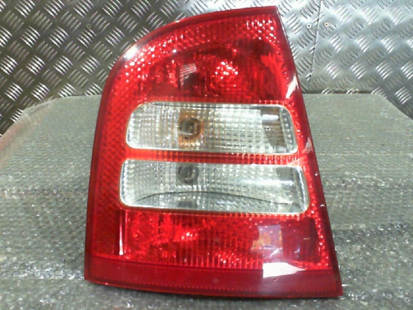 Fanale posteriore principale sinistro (luci) SKODA OCTAVIA 1 PHASE 2 Diésel - 1