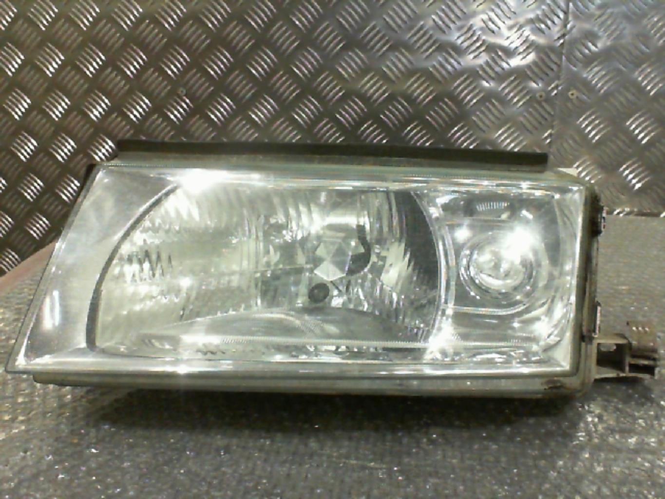 Gruppo ottico anteriore principale sinistro (luci)(faro) SKODA OCTAVIA 1 PHASE 2 Diésel - 1