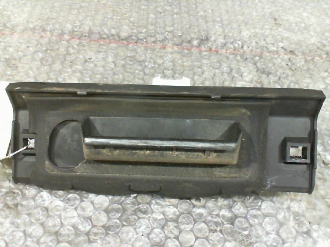 Bouton de coffre PEUGEOT 206 PHASE 1 Diesel - 1