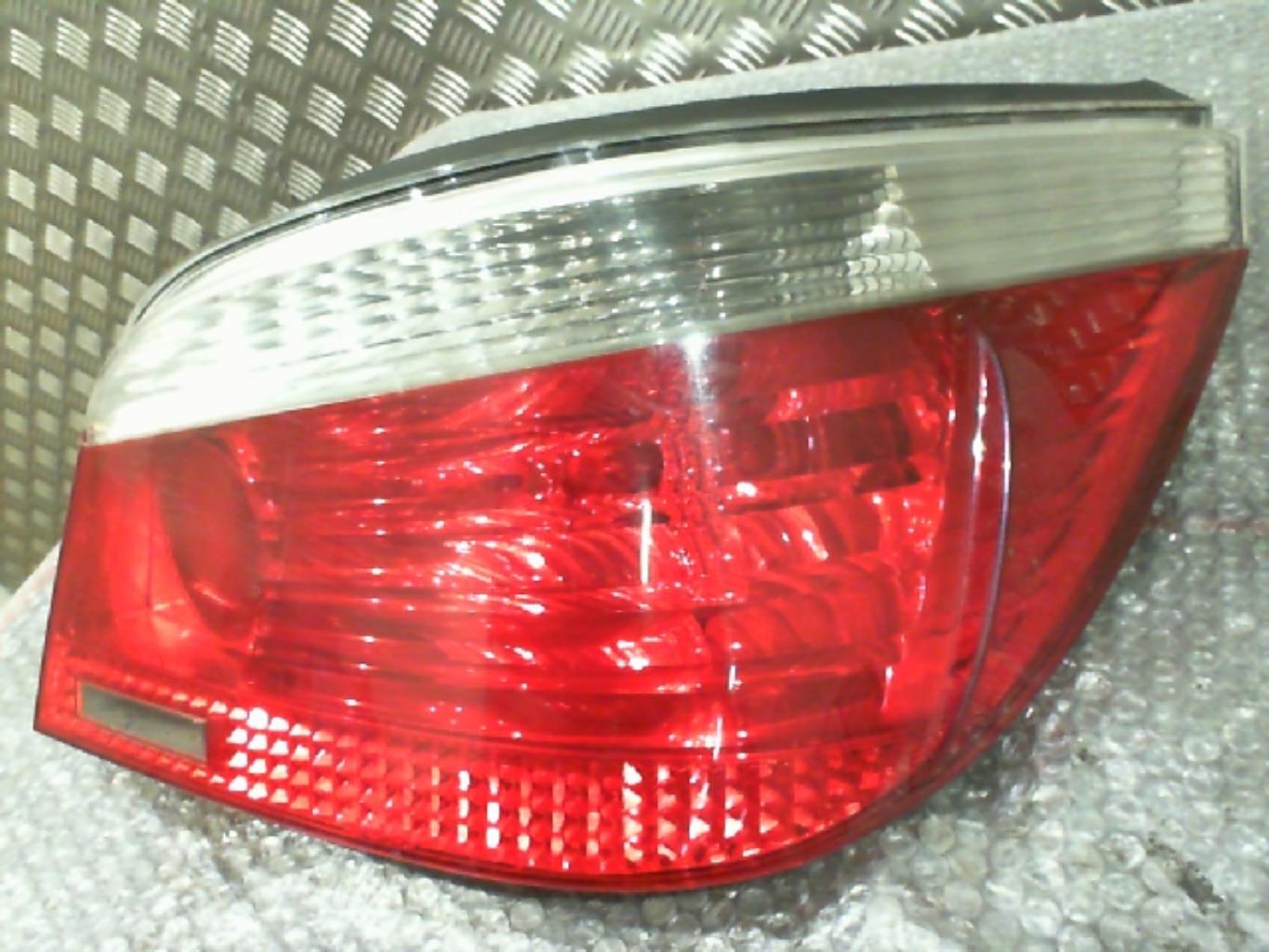 Fanale posteriore principale destro (luci) BMW SERIE 5 E60 PHASE 2 Diésel - 1