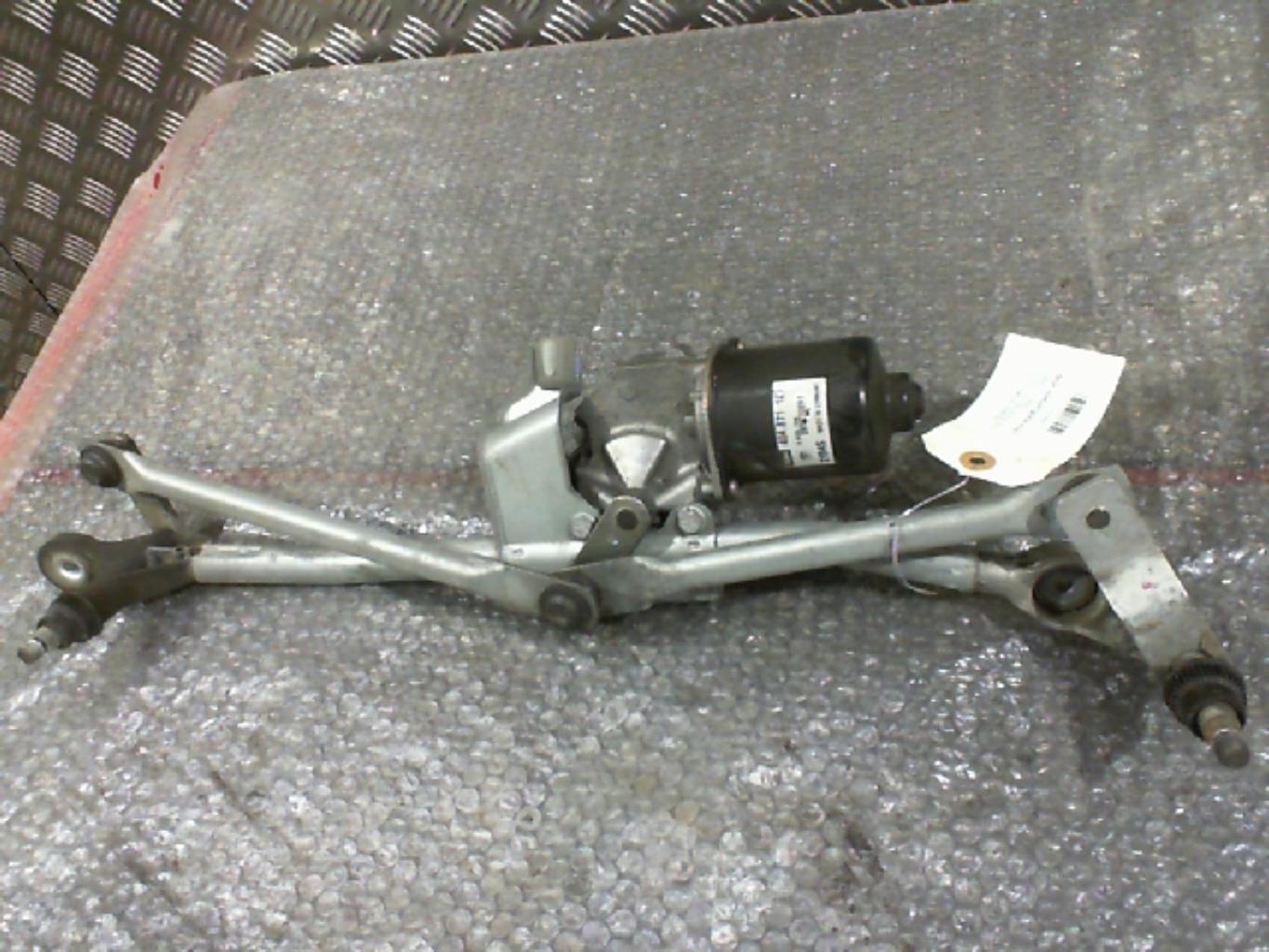 Motore tergicristallo anteriore BMW SERIE 1 E87 PHASE 1  Graphite Metallic (A22) Gasolina - 1