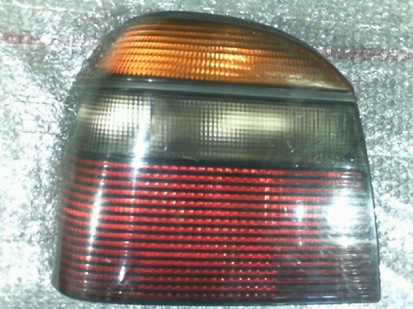 Fanale posteriore principale sinistro (luci) VOLKSWAGEN GOLF 3 BREAK Diésel - 1