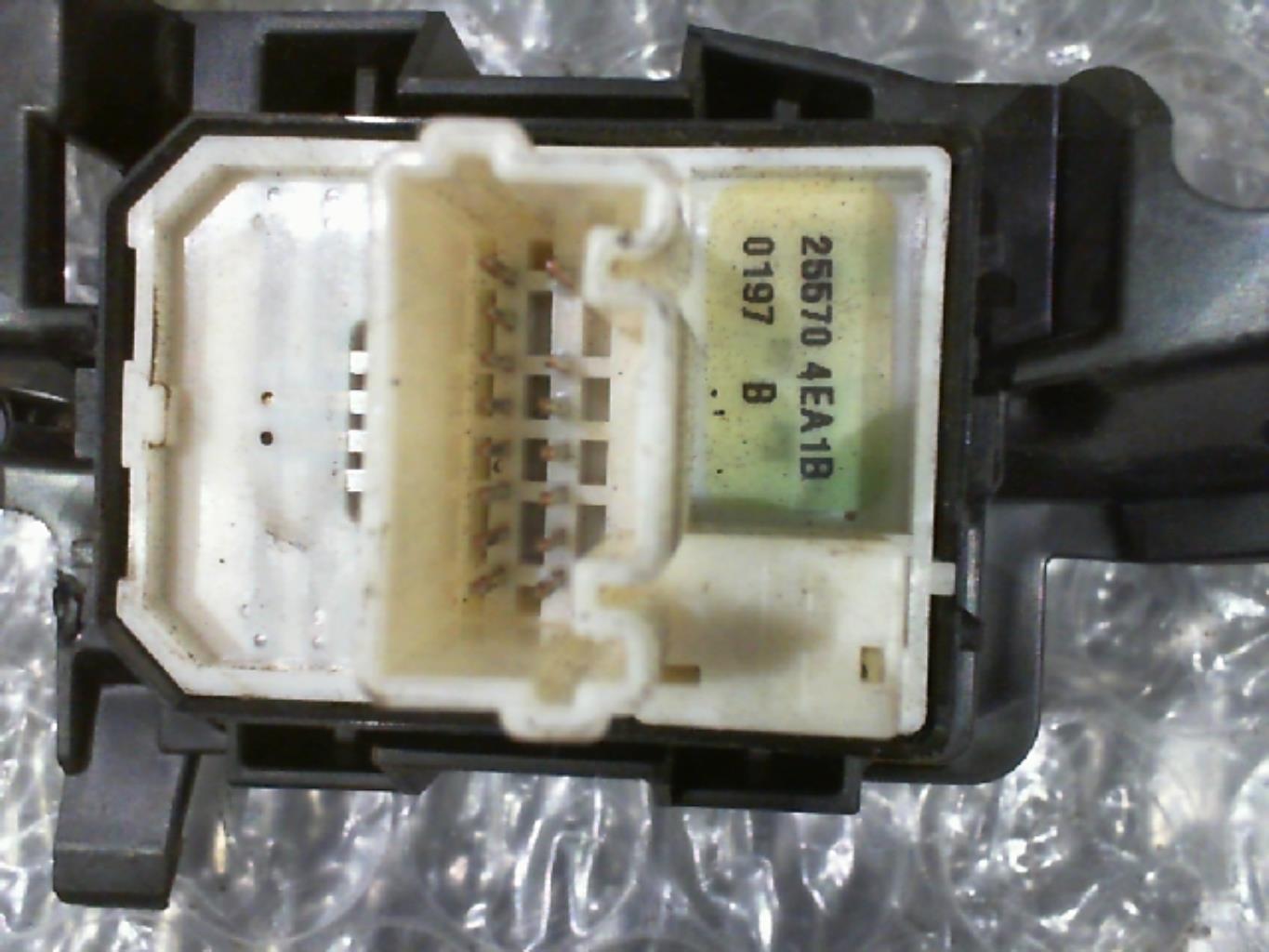 Commande retroviseurs NISSAN QASHQAI 2 PHASE 1 Diesel - 1
