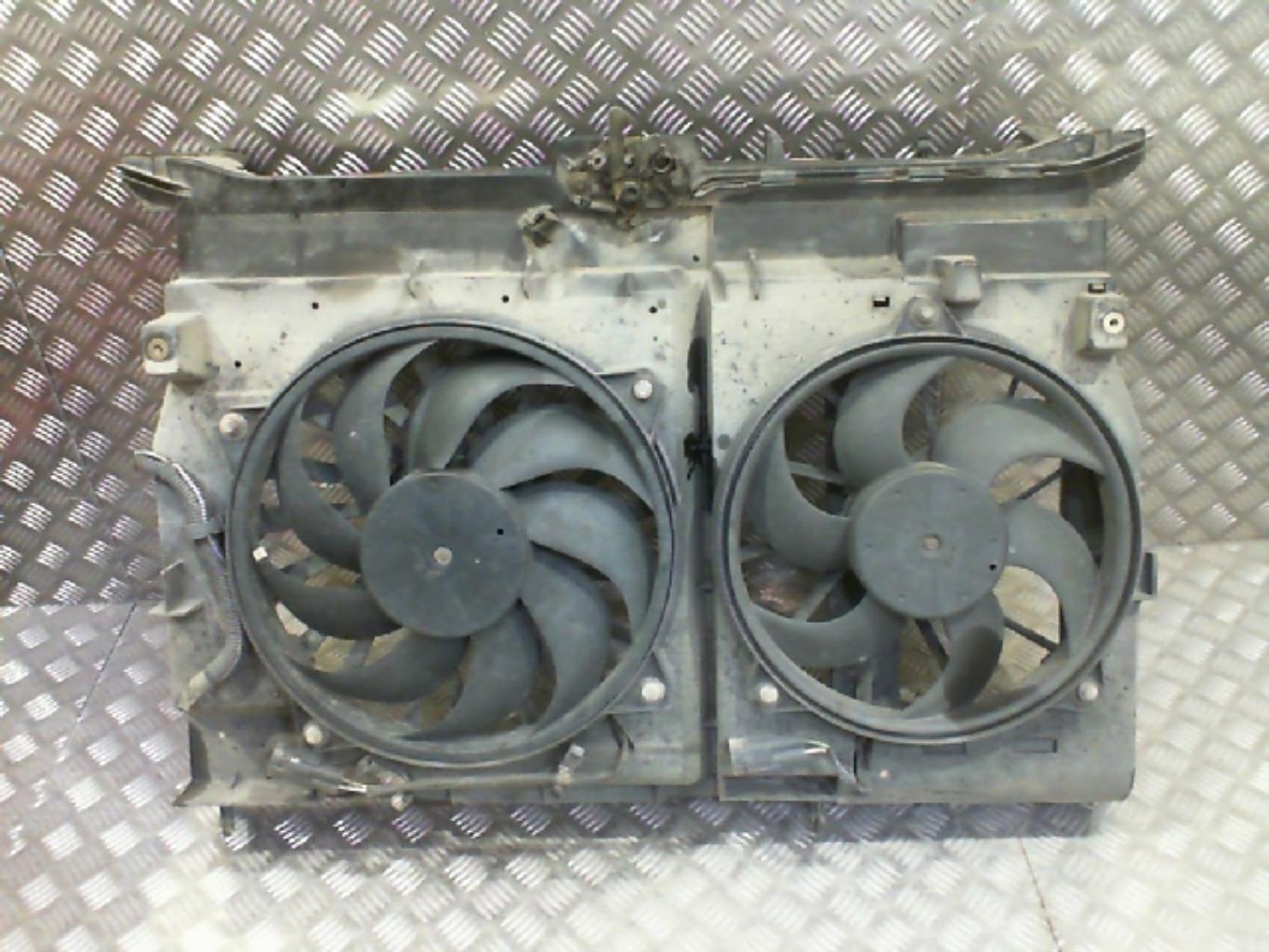 Face avant PEUGEOT 807   Gris Aluminium (EZR) Diesel - 1