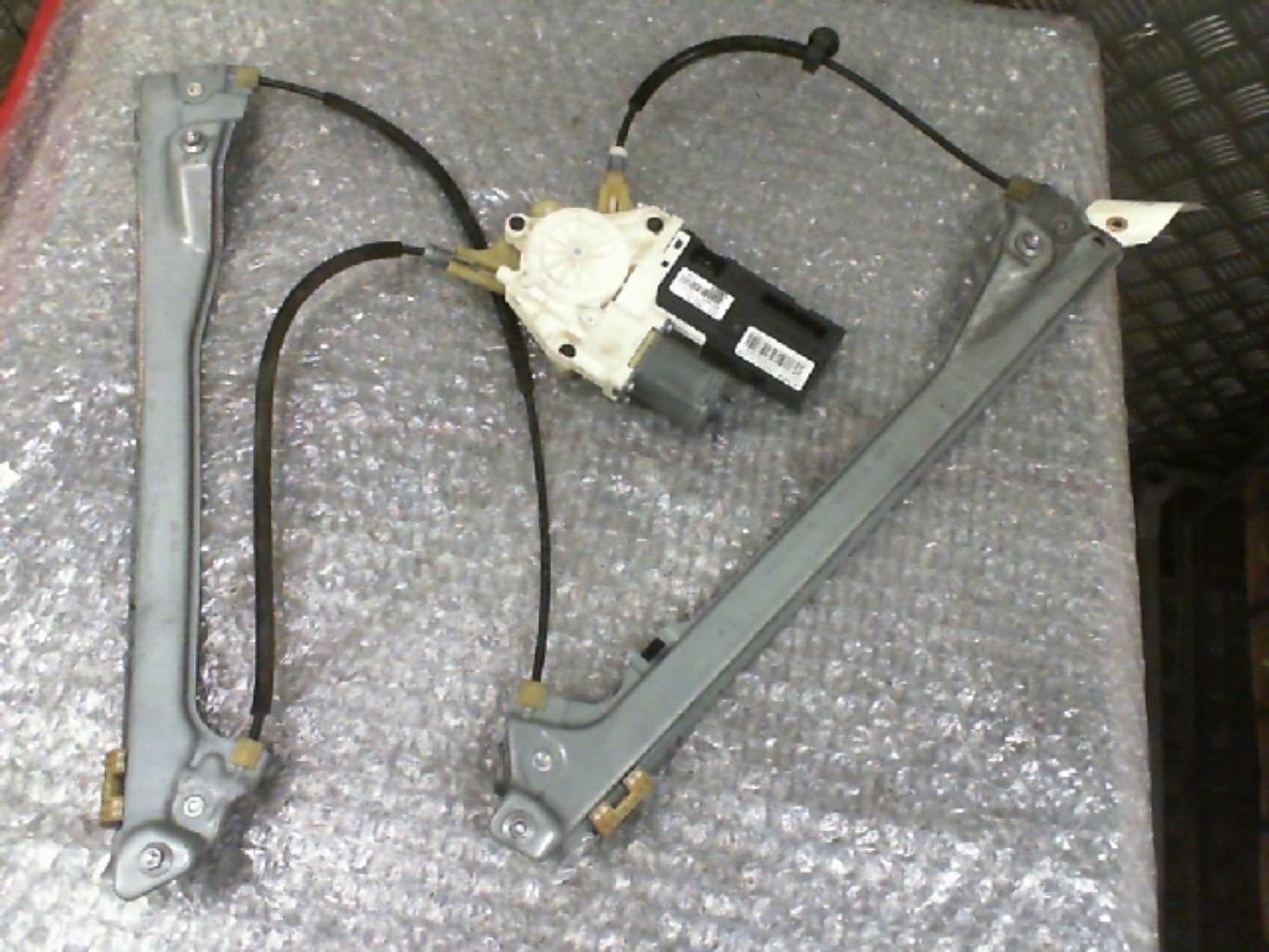 Alzacristalli elettrico anteriore destro RENAULT LAGUNA 3 PHASE 1 Diésel - 1