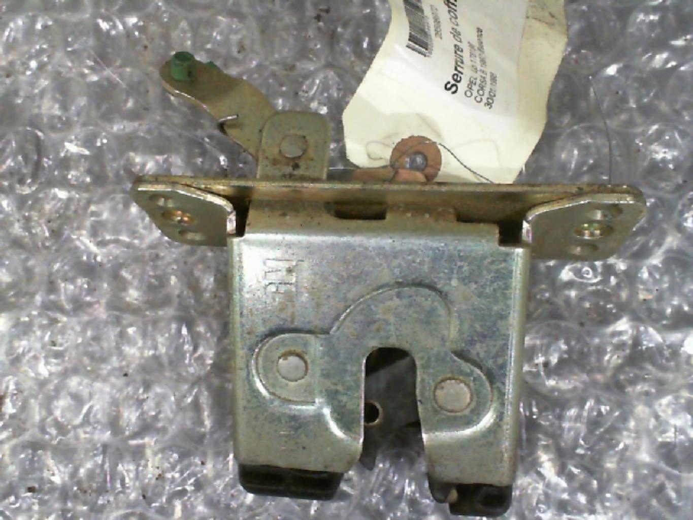 Serrure de coffre OPEL CORSA B PHASE 2 Essence - 1