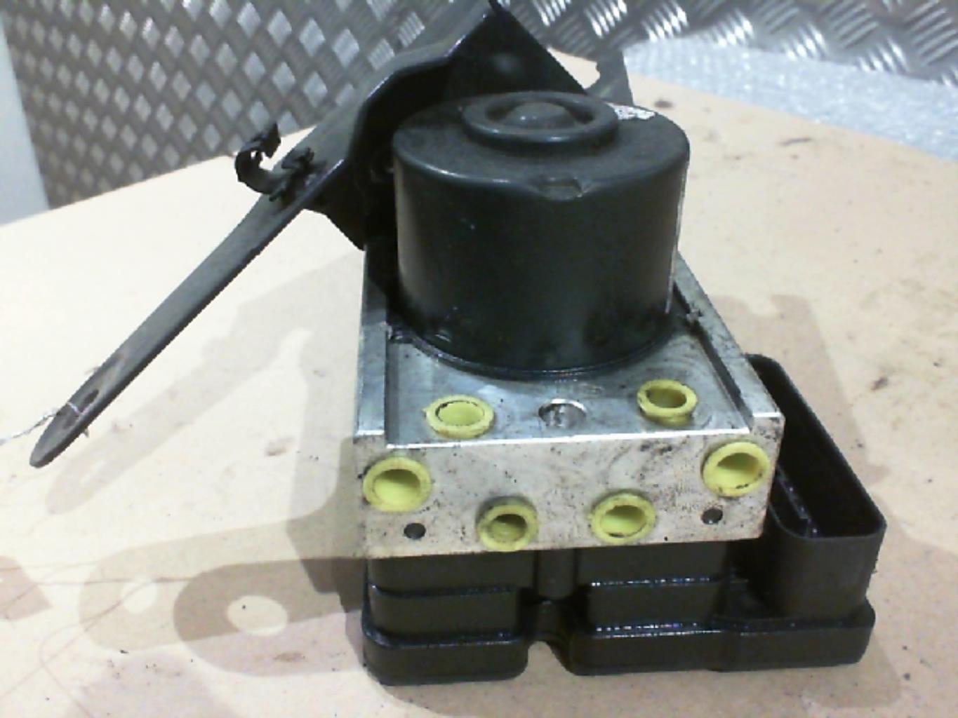 Blocco ABS (antibloccaggio freni) RENAULT TWINGO 2 PHASE 1 Gasolina - 1