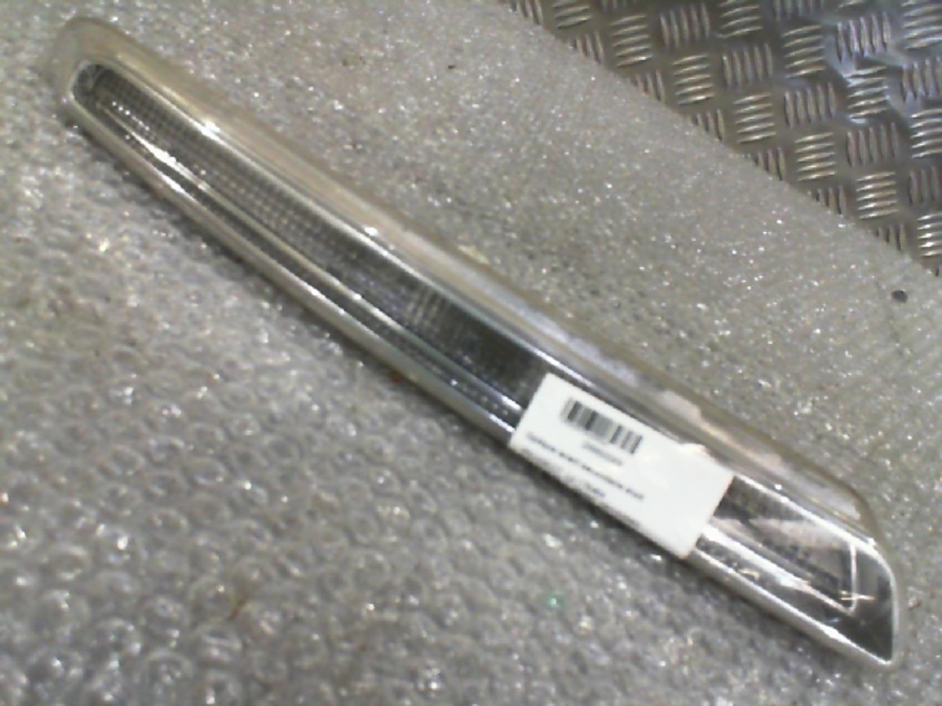 Luce di marcia diurna anteriore destra PEUGEOT 807 Diésel - 1