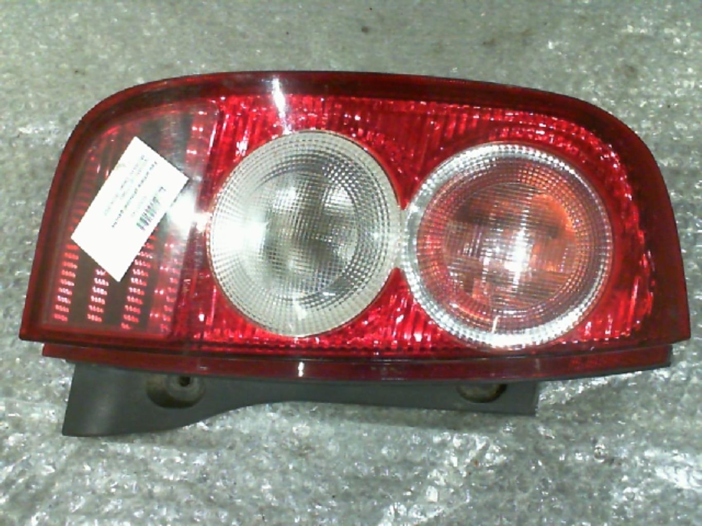 Fanale posteriore principale sinistro (luci) NISSAN MICRA 3 PHASE 1 Diésel - 1
