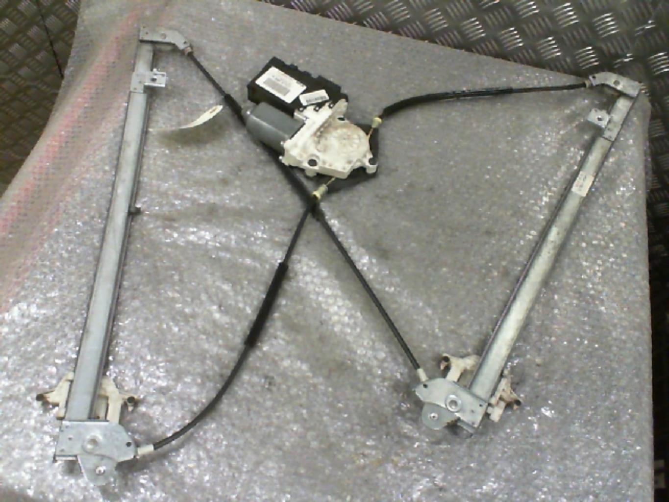 Alzacristalli elettrico anteriore destro PEUGEOT 807 Diésel - 1