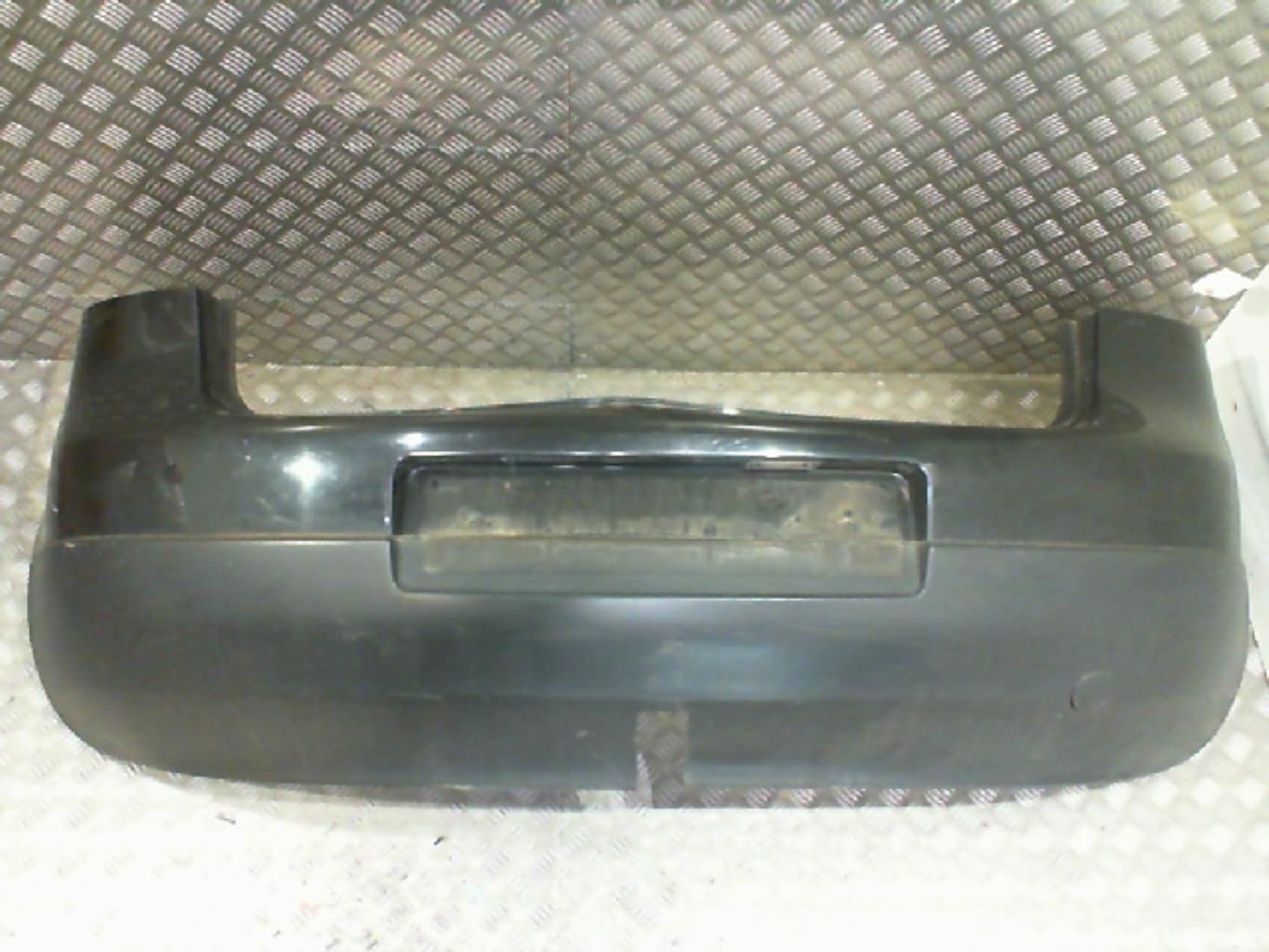 Pare choc arriere VOLKSWAGEN GOLF 5 Diesel - 1