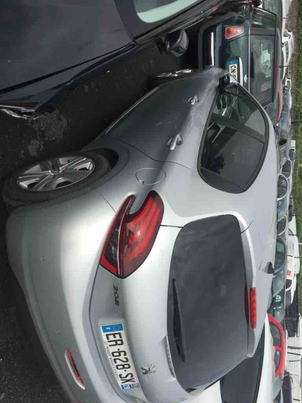 Pinza freni anteriore sinistra PEUGEOT 208 1 PHASE 2 Gasolina - 1