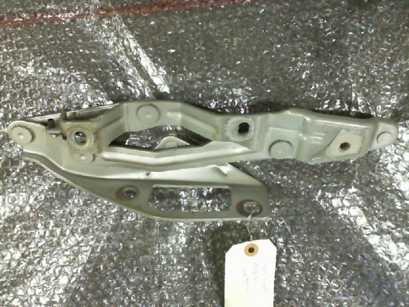 Charniere de capot AUDI TT 1 COUPE Essence - 1