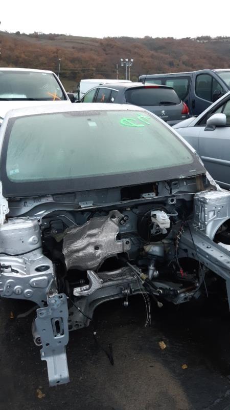 Fusee avant gauche RENAULT CLIO 4 PHASE 1 Essence - 1