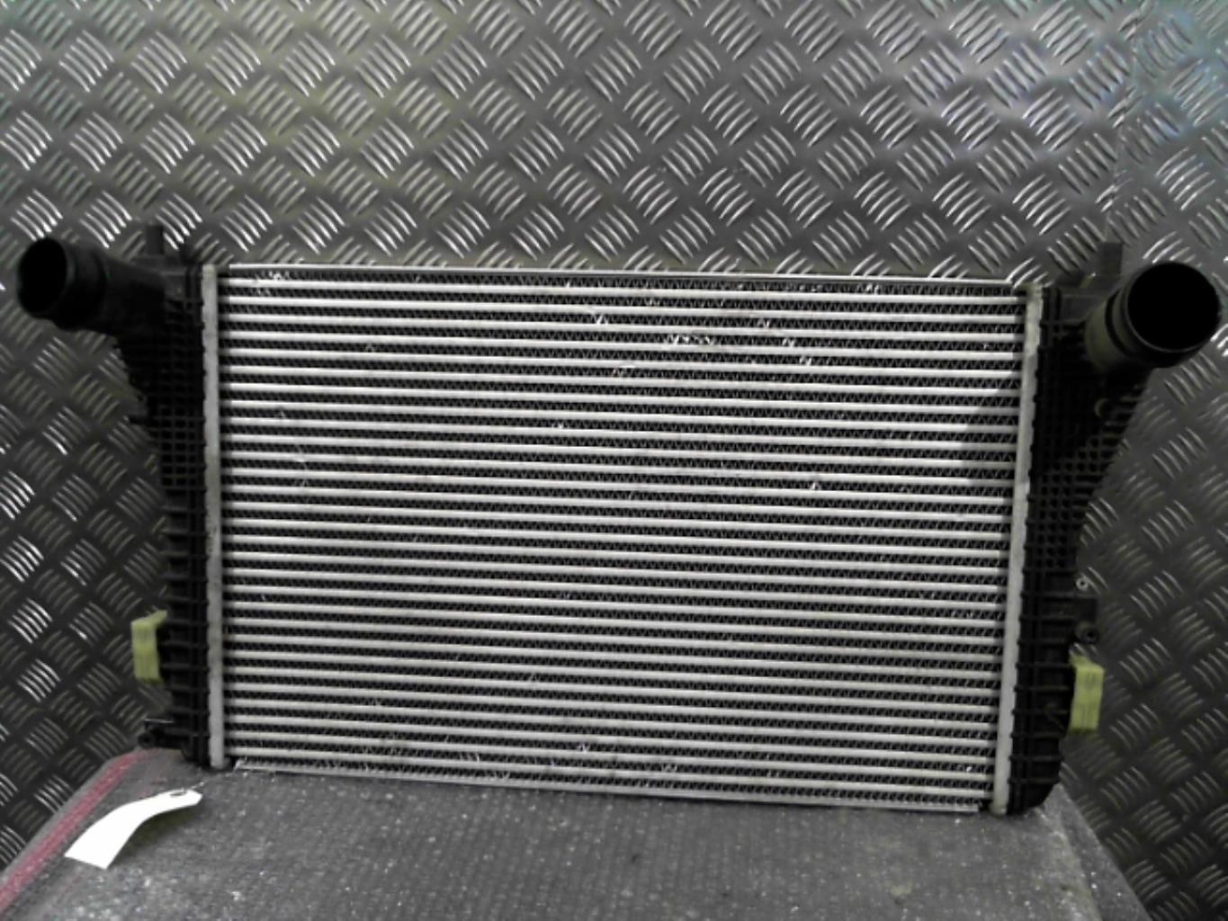 Echangeur air (Intercooler) VOLKSWAGEN PASSAT 4 PHASE 2 BREAK Diesel - 1