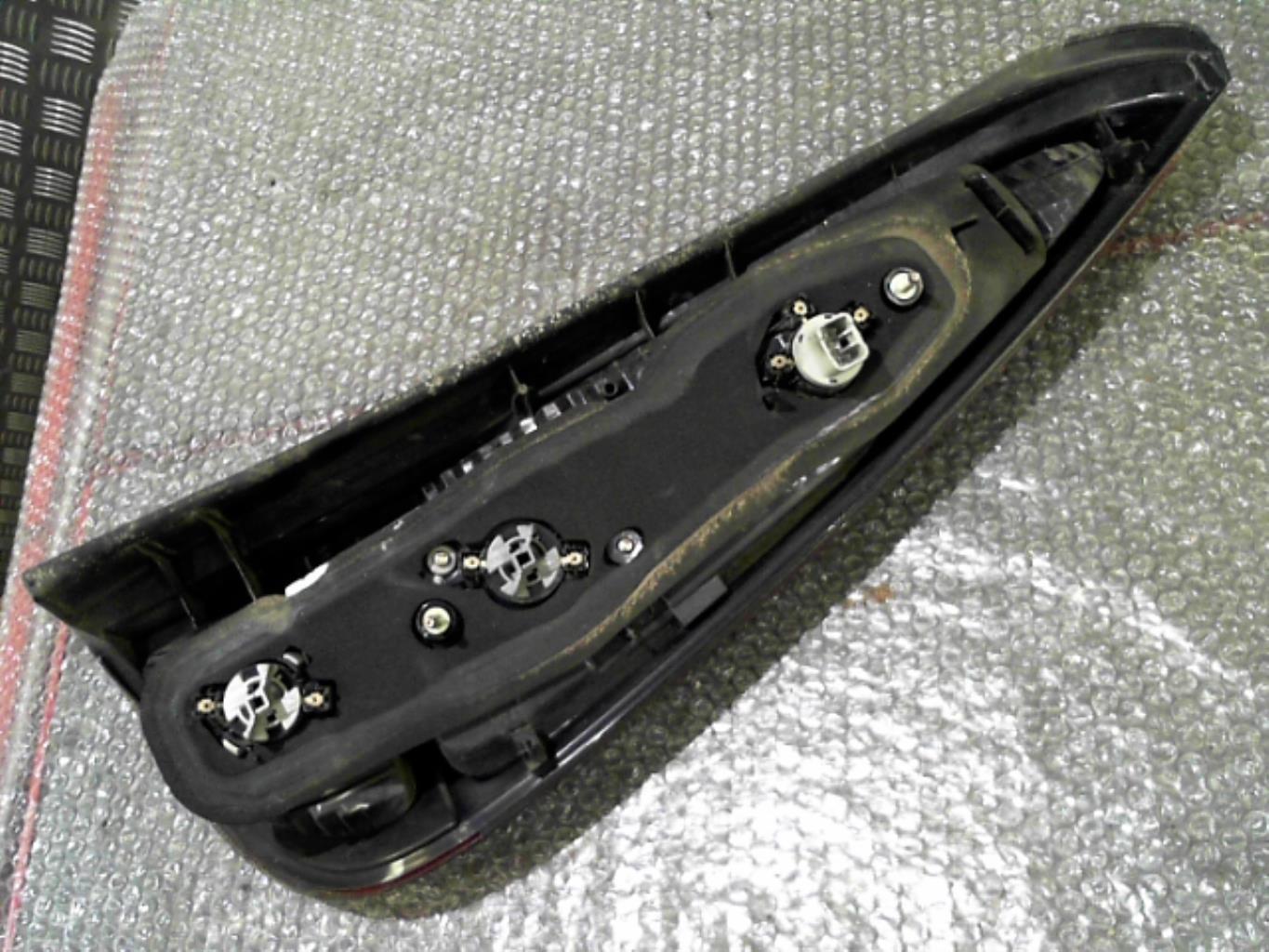Fanale posteriore principale sinistro (luci) TOYOTA YARIS VERSO PHASE 2 Diésel - 1