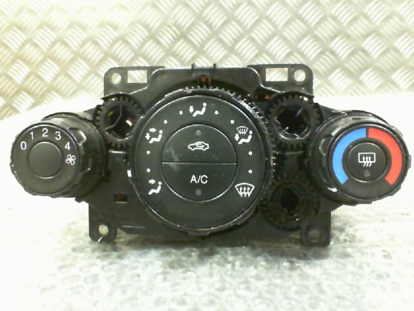 Commande chauffage FORD FIESTA 6 PHASE 1 Diesel - 1