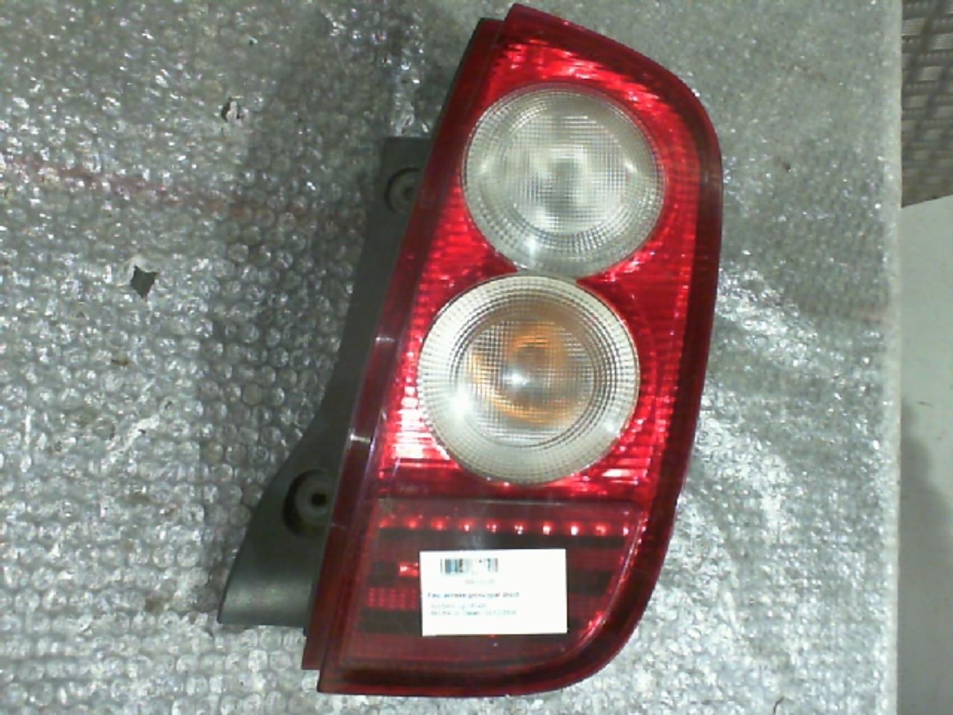 Fanale posteriore principale destro (luci) NISSAN MICRA 3 PHASE 1 Diésel - 1