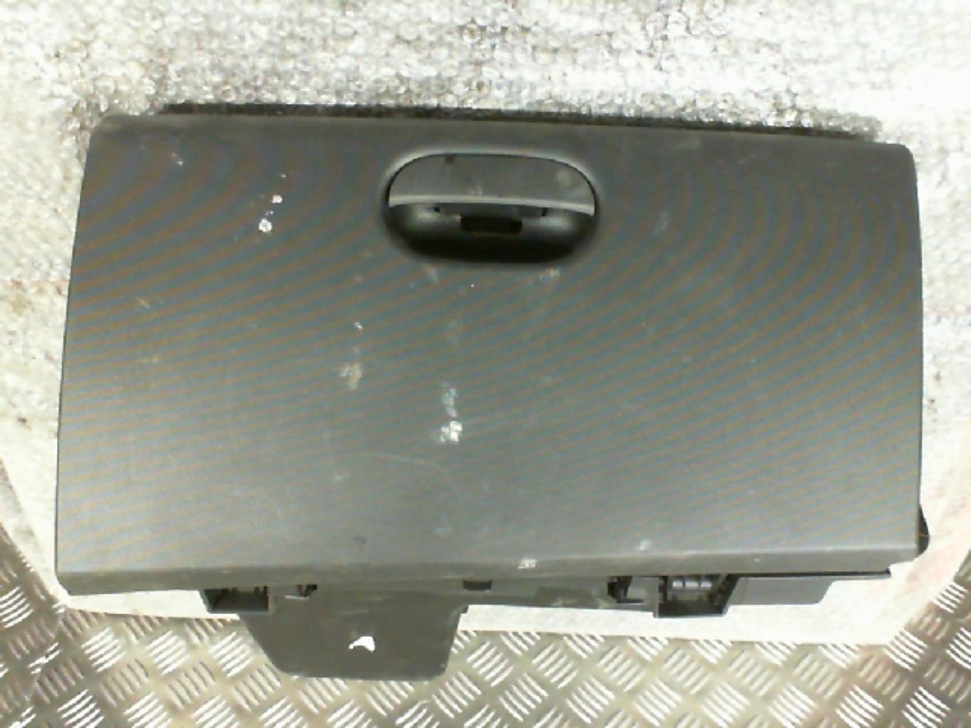Boite a gants RENAULT TWINGO 3 PHASE 1 Essence - 1