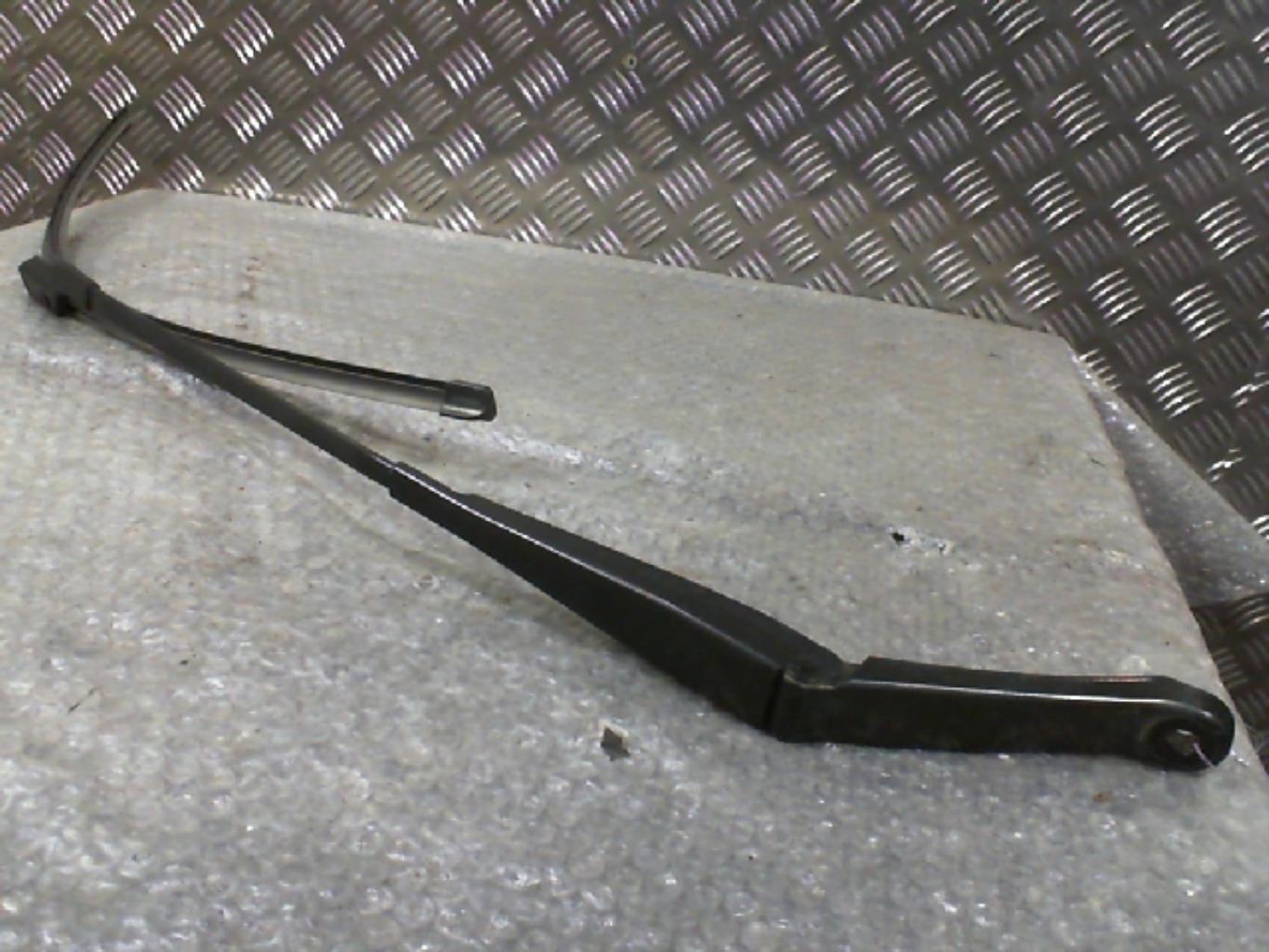 Braccio tergicristallo anteriore destro PEUGEOT 508 1 PHASE 1 Diésel - 1
