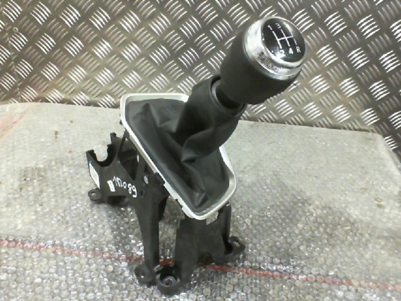 Levier de vitesses RENAULT CLIO 5 Essence - 1