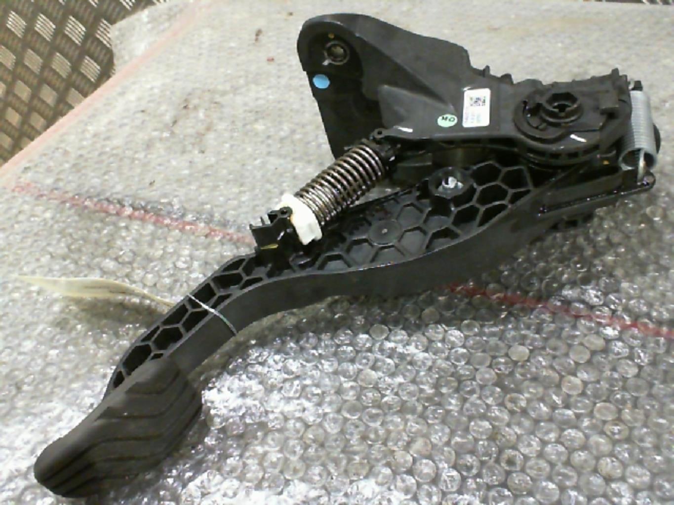 Pedale d'embrayage RENAULT CLIO 5 Essence - 1