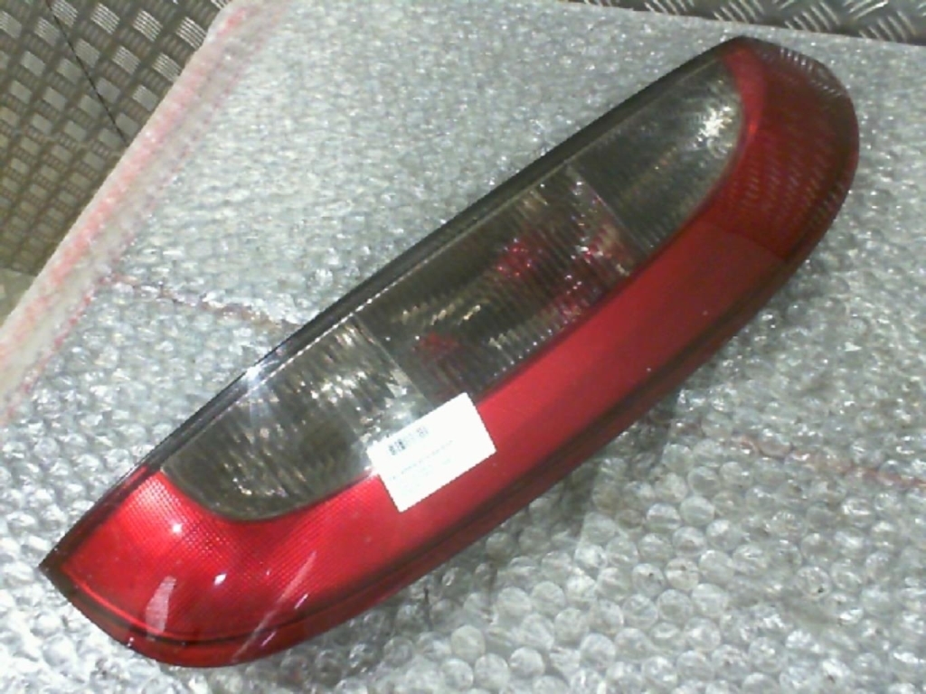 Fanale posteriore principale destro (luci) OPEL CORSA C PHASE 1 Diésel - 1
