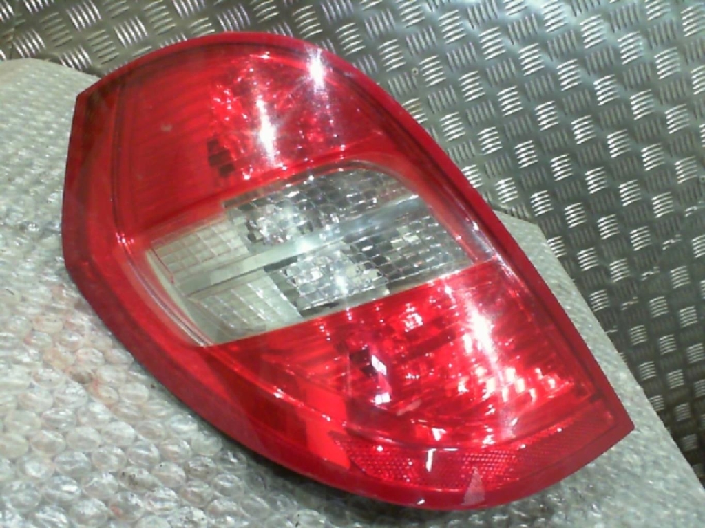 Fanale posteriore principale sinistro (luci) MERCEDES CLASSE A 169  - 1