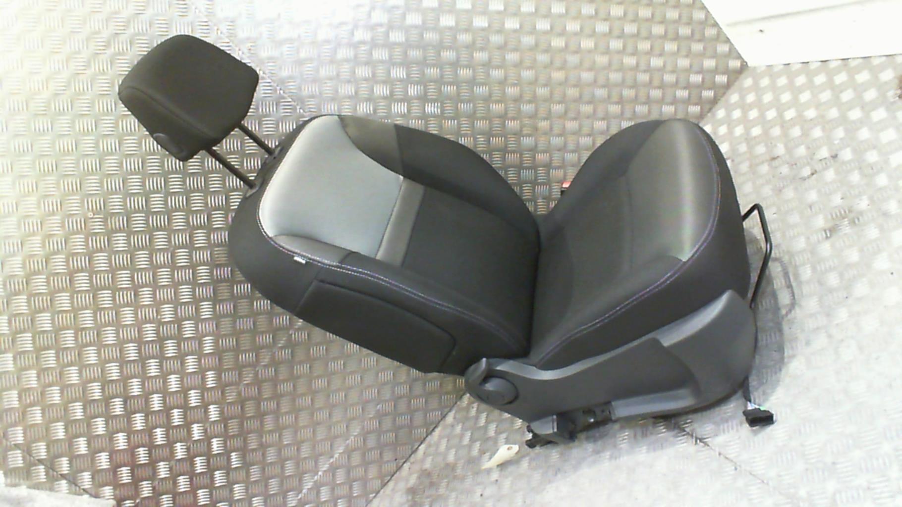 Siege avant droit RENAULT KANGOO 2 PHASE 2  - 1
