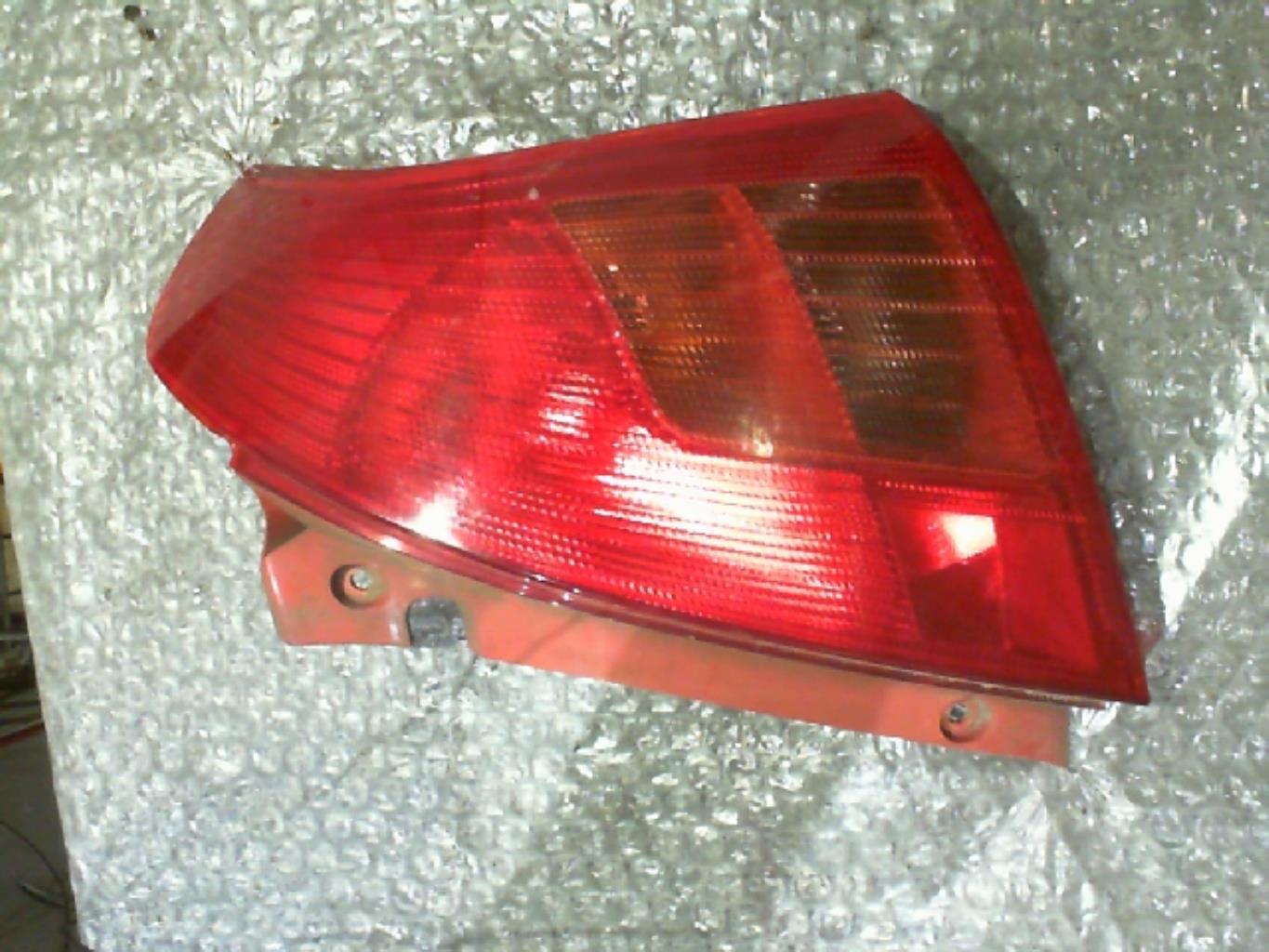 Feu arriere secondaire gauche (feux) SUZUKI SWIFT 3 Essence - 1