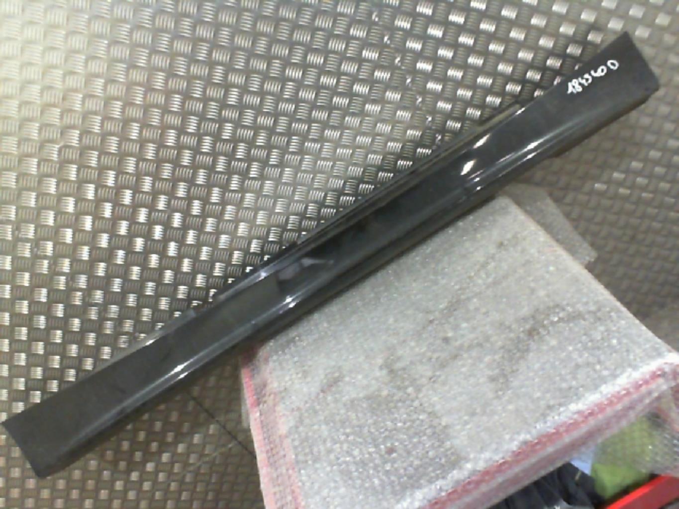 Bas de caisse droit BMW SERIE 1 E87 PHASE 1 Schwarz II (668) Diesel - 1