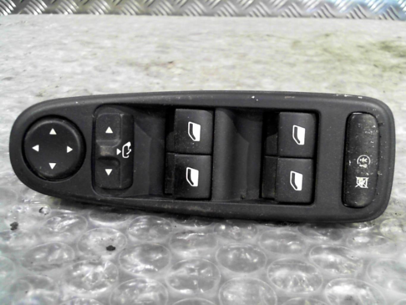 Interruttore alzacristalli CITROEN C4 GRAND PICASSO 1 Diésel - 1