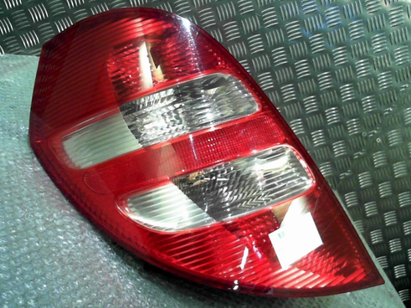 Fanale posteriore principale sinistro (luci) MERCEDES CLASSE A 169 PHASE 1 Diésel - 1